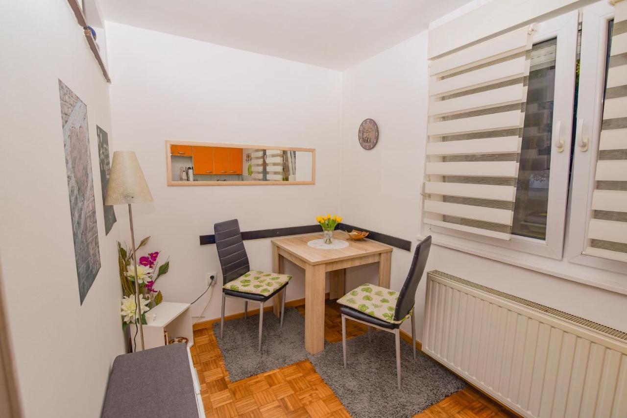 Studio Apartment Maestral ザグレブ エクステリア 写真
